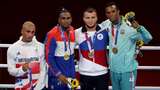 Kecewa Berat, Petinju Ini Ogah Kalungkan Perak di Olimpiade 2020