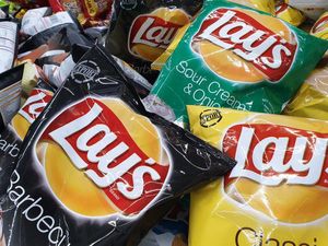 Kesempatan Terakhir! Lays, Cheetos dan Doritos Bisa Diborong di Toko Online