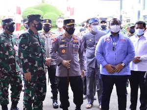 Tinjau Vaksinasi KSPSI, Kapolri: Kesehatan Buruh Terjaga, Ekonomi Bertumbuh