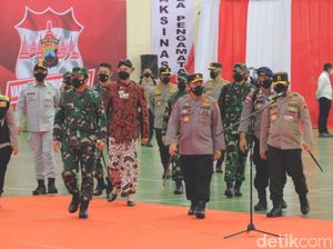 Panglima TNI Optimistis Vaksinasi Massal Jateng Bisa Wujudkan Herd Immunity
