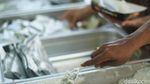 Salut! Katering Asrama Haji Sediakan Dapur Umum untuk Nakes