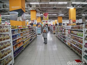 Jangan Terbuai Pertumbuhan Ekonomi 7 Persen