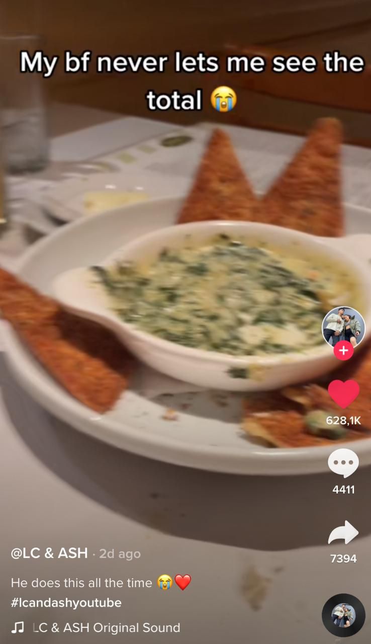 So Sweet! Cowok Ini Tak Izinkan Pacarnya Lihat Bon Tagihan Makan