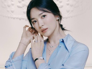8 Skincare Artis Korea yang Nyeleneh, Song Hye Kyo Cuci Muka Pakai Susu