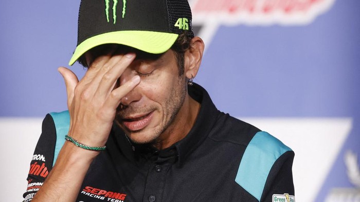 Yamaha-SRT Italian rider Valentino Rossi addresses a press conference to announce that he will retire at the end of the year, in Spielberg, Austria, on August 5, 2021, ahead of the Styrian Motorcycle Grand Prix at the Red Bull Ring race track. - 