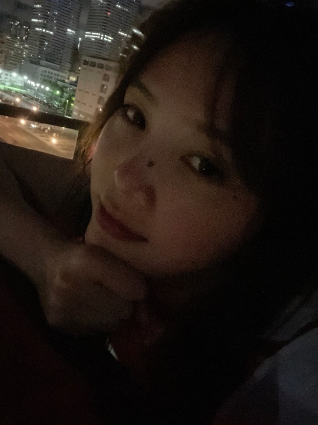 Wanita yang menempati peringkat satu di Asian Games 2018 tersebut bahkan berterima kasih kepada orang-orang menyebarkan foto-foto lamanya tapi meminta mereka juga melihat permainannya. Foto: Weibo Xiong Dunhan