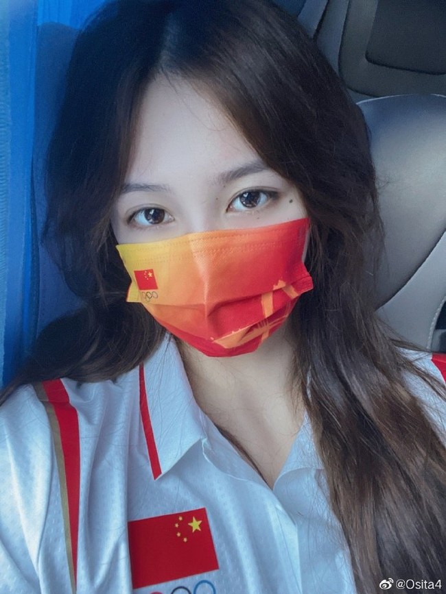 Dilansir Yahoo Style, Xiong Dunhan sudah berlatih dengan timnas hampir 10 tahun belakangan. Ia pernah memenangkan Asian Youth Championship di 2013 dan telah dua kali berkompetisi di ajang Olimpiade. Foto: Weibo Xiong Dunhan