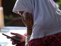 Dinilai Bikin Rugi, Pasutri Gugat Aturan Kuota Internet Hangus ke MK