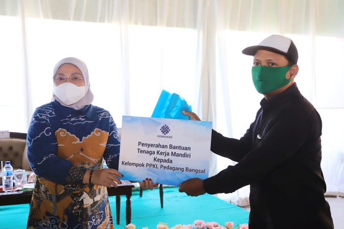 Bantuan TKM di Mojokerto