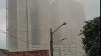 Rento mengatakan bahwa pembangunan proyek Apartemen Carstenz mengakibatkan dampak yang sangat buruk bagi hak-hak kehidupan dan HAM kami yaitu hak untuk hidup nyaman, aman, damai, tenang, dan terhindar dari ancaman yang membahayakan jiwa dan raga. Foto: (Istimewa)