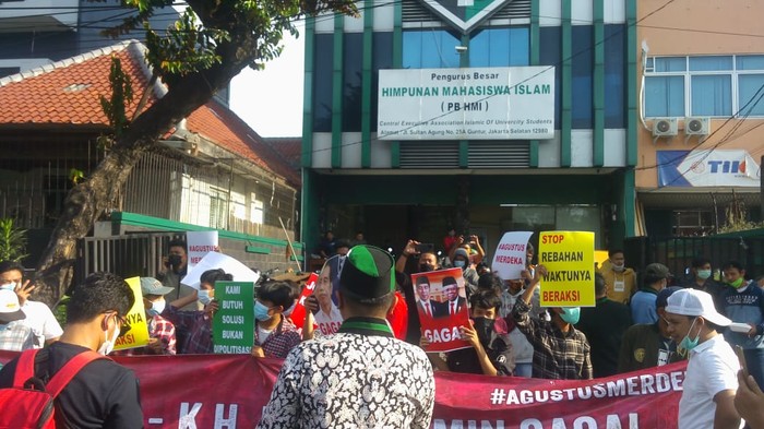 Demo HMI kubu Muis di Sekretariat PB HMI, Jakarta, 6 Agustus 2021. (Dok HMI)