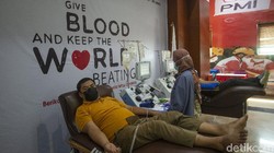 PMI DKI Jakarta kini bisa melayani donor darah 24 jam. Hal itu dilakukan imbas meningkatnya kebutuhan darah.