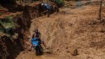Jalan Desa di Lebak Banten Tertimbun Longsor