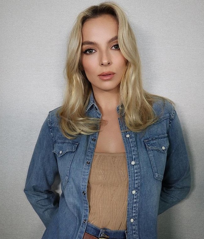 Jodie Corner, aktris asal Inggris sempat merasa sangat ketakutan karena ada penguntit online yang mengancam akan membantainya dan keluarganya. Foto: dok. Instagram