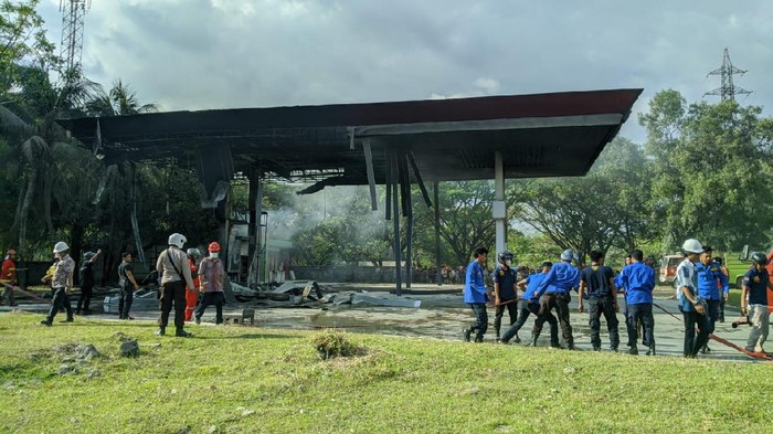 Kebakaran SBPU Semen Tonasa, Pangkep, Sulawesi Selatan