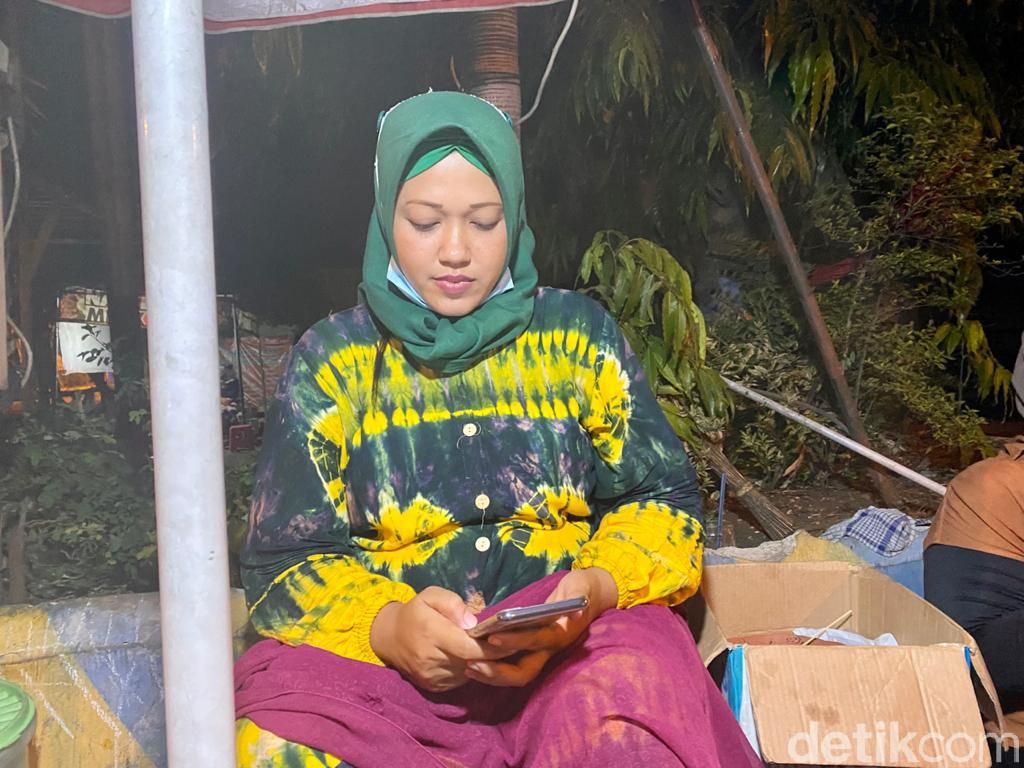 Nasi Boran Mbak Sri: Sedep Miroso! Nasi Lauk Ikan Sili Bumbu Pedas