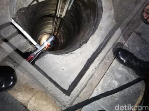 Antar Barang, Kurir di Bandung Tewas Terperosok Sumur
