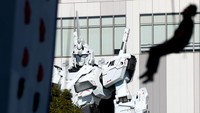 Robot gundam raksasa ini setinggi 18 meter. Pada olimpiade Tokyo 2020, robot gundam raksasa juga sempat menghebohkan atlet panjat tebing. Clive Rose/Getty Images.
