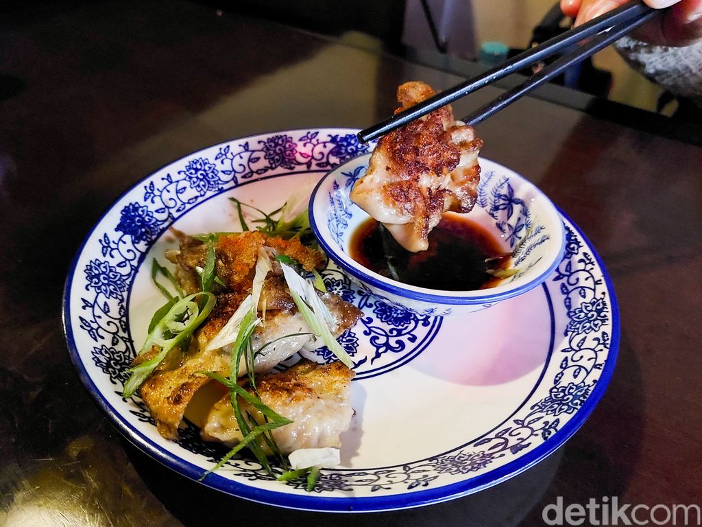 Pò Noodle Bar: Restoran Mie Chinese Bergaya Kontemporer