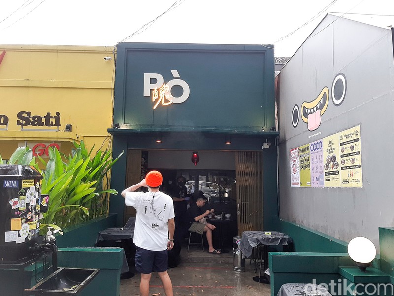 Pò Noodle Bar: Restoran Mie Chinese Bergaya Kontemporer