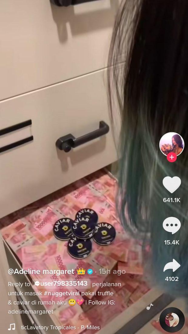 Saingi Sisca Kohl, Netizen Ini Makan Nugget Caviar Senilai Rp 30 Juta!