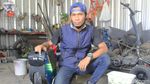 Tak Lulus SMK, Pria Bandung Ini Sukses Kembangkan Bengkel Motor Listrik