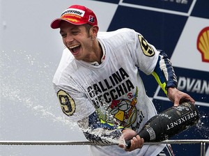 26 Tahun Ngebut di MotoGP, Rossi Tumpuk Harta Rp 2,8 T