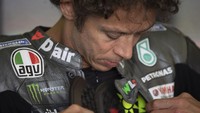 Musim ini, Valentino Rossi tampil bersama Petronas Yamaha SRT, namun penampilannya sejauh ini belum maksimal. Getty Images/Mirco Lazzari gp  