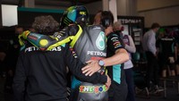 Rossi mantap mengambil keputusan untuk pensiun di tengah libur musim panas MotoGP 2021. Getty Images/Mirco Lazzari gp  