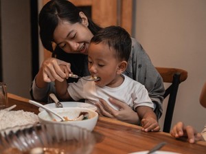 Masih Banyak Dipercaya, Mitos Makanan Ini Populer di Berbagai Daerah