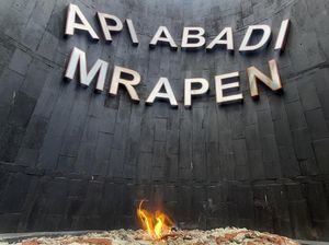 Legenda Api Abadi Mrapen, Konon Berawal dari Tongkat Sunan Kalijaga