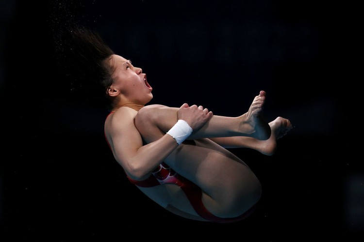 TOKYO, JAPAN - AUGUST 05: Yuxi Chen of Team China competes in the Womens 10m Platform Final on day thirteen of the Tokyo 2020 Olympic Games at Tokyo Aquatics Centre on August 05, 2021 in Tokyo, Japan. (Photo by Tom Pennington/Getty Images)