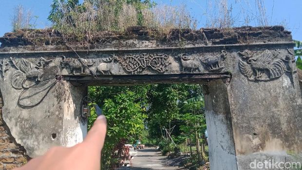 Jejak kompleks Pesanggrahan Tegalgondo di  Klaten, Sabtu (7/8/2021).