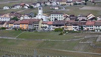 Selain dijadikan rute balap sepeda, Montreux juga menyajikan pemandangan indah di Swiss. Michael Steele-Velo/Getty Images