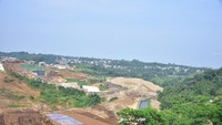 Proyek Bendungan Ciawi. Bendungan ini memiliki volume tampung 6,05 juta m3 dan luas area genangan 39,40 hektare untuk mereduksi banjir sebesar 111,75 m3/detik. Foto: Dok Kementerian PUPR