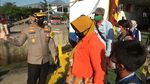 Penumpang KMP Kalibodri Disuntik Vaksin COVID-19