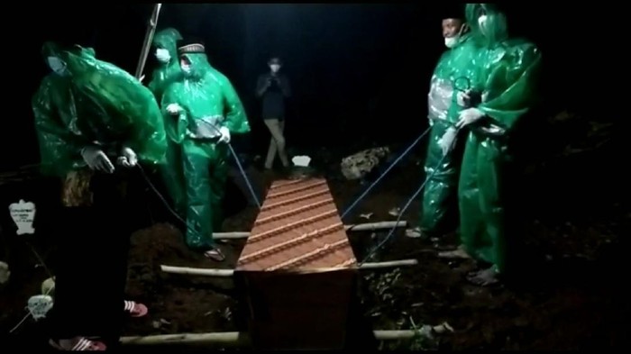 perawat dan bayinya di tulungagung meninggal terpapar covid
