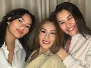 Reza Artamevia Sambut Kebebasan Angelina Sondakh dari Jarak Jauh