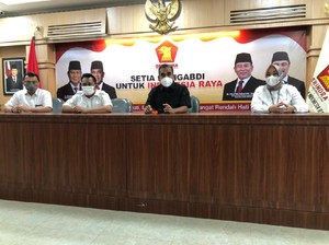 Sekjen Gerindra Minta Kader Turun Langsung Bantu Warga Terdampak COVID