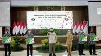 Sebanyak 16.490 Ketua RT dan RW yang ada di Kabupaten Jember mendapatkan perlindungan jaminan sosial dari BPJS Ketenagakerjaan atau BPJamsostek.
