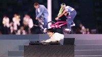 Adapula atraksi freestyle sepeda yang masih diiringi musik yang meriah. Getty Images/Naomi Baker 