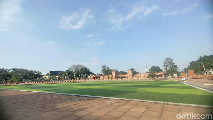 Potret alun-alun Majalengka yang sepi gegara pandemi