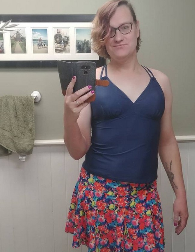 Sekarang aku adalah Mami, dan Gabrielle adalah mama. Adelaide (putri bungsu Tea-Lynn dan Gabrielle) sangat mendukung dari hari pertama, ungkap Tea-Lyn. Foto: dok. Instagram/@tealynnvd