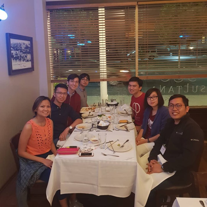 Achmad Zaky Jadi Orang Terkaya di Indonesia, Ini Momennya Saat Lomba Makan Kerupuk Achmad Zaky Jadi Orang Terkaya di Indonesia, Ini Momennya Saat Lomba Makan Kerupuk