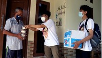 Aksi sosial yang dilakukan Relawan Muhaimin Peduli ini juga dilakukan secara serentak di 12 kota dan Kabupaten lainnya selama lima hari berturut-turut guna meringankan beban masyarakat. 