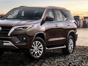 Di Negara Ini Toyota Fortuner Bisa Dibarter dengan Kedelai dan Jagung