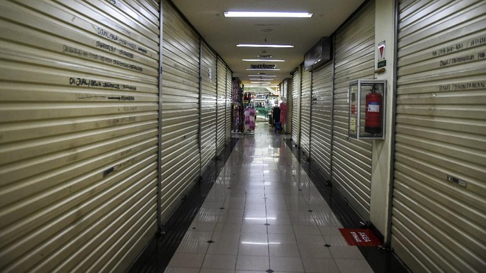 PPKM level 4 diketahui berakhir hari ini, Senin (9/8/2021). Para pengusaha pun berharap pemerintah tidak lanjutkan kembali pembatasan PPKM level 4.