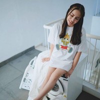 Menikah dengan pengusaha bernama Nicola Reza Samudra membuat kehidupan Momo dikelilingi dengan kemewahan. Sebelumnya Momo juga sempat menjadi sorotan usai memamerkan liburan singkatnya bersama keluarga dengan menggunakan jet pribadi. Foto: Instagram/@therealmomogeisha