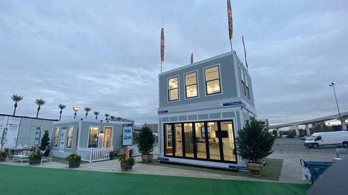 Orang Kaya Dunia Mau Tinggal di Rumah Mungil Rp 718 Juta, Ini Fotonya Sebuah rumah kecil kontrakan atau sewaan sekarang menjadi tempat tinggal triliuner Elon Musk. Seperti apa wujud interior atau bagian dalamnya?