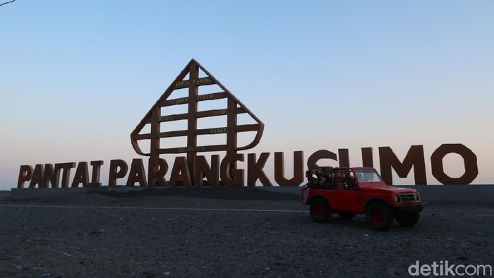 Pantai Parangkusumo